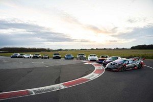 London VIP Secret Six Supercar Driving Experience at Drift Limits - up to 20 laps Image 4