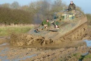 Introductory Tank Driving Image 4