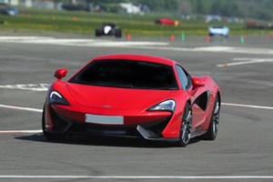 McLaren 570S Thrill for One Image 3