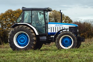 30 Minute Lamborghini Tractor Driving Experience for One at Drift Limits picture