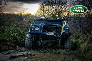 Land Rover Defender Driving Experience – Special Offer Image 1