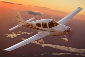 Romantic Aeroplane Flight with a Bottle of Fizz and Chocolates for Two with Adventure001 picture