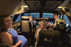 45 Minute Summer Boeing 747 Simulator Experience for up to Four People picture
