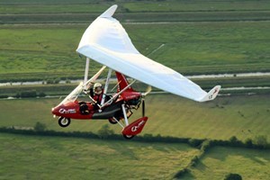 Microlight Flight 20 to 30 Mins - UK Wide Image 5