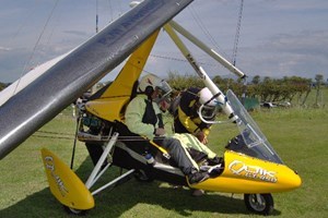 60 Minute Microlight Flight For One  Image 3