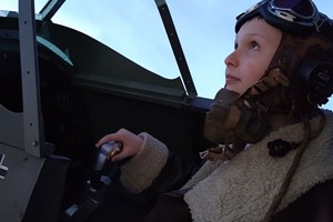 Supermarine Spitfire Mk IX Flight Simulator Experience for One Image 1