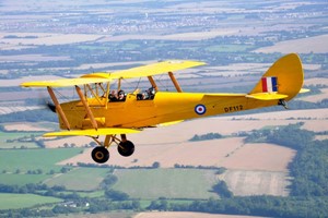 30 Minute Tiger Moth Flight from Duxford for One Image 3