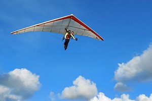 Tandem Hang Gliding in Devon Image 2