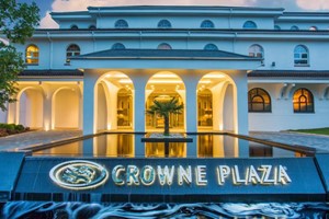 Spa Day with Mud Rasul Experience and Afternoon Tea for Two at Crowne Plaza Gerrards Cross Image 5