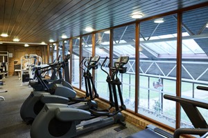 Luxury Spa Day for One with 50-Minute Treatment and Lunch at Mercure Sheffield Kenwood Hall & Spa Image 3