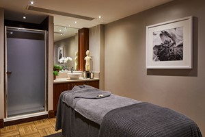 City Luxe Spa Day with Four Treatments, Cream Tea and Fizz for One at Manchester Piccadilly Hotel Image 4