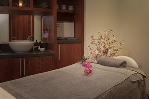 Signature Spa Day at Ashford International Hotel with 60-Minute Treatment and Lunch for Two Image 2