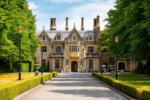 One Night Spa Break with Afternoon Tea and Fizz for Two at Foxhills Club & Resort picture
