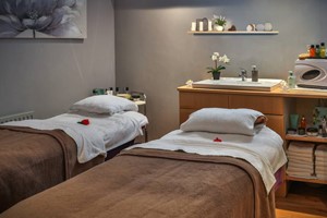 Ultimate Spa Day for One with 60 Minute Treatment and Afternoon Tea at Gloucester Robinswood Hotel picture