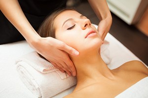 Pamper Treat at London Ladies Hair and Beauty Clinic Image 3