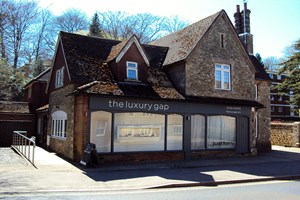 Choice of Treatment at The Luxury Gap Image 1