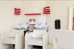 Roots Retouch and Blowdry for Two at Little Red's Boutique picture