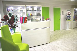 Swedish Back and Shoulder Massage at Looking Glass Aesthetics picture