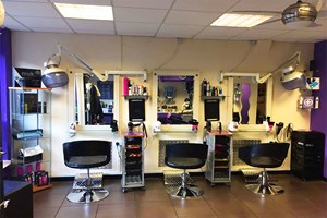 Wash, Cut and Blow-dry with Conditioning Treatment for One at Cutting Edge picture