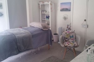 25 Minute Massage for One The Natural Health Sanctuary Image 2