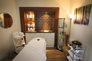 Spa Day with Two Course Lunch and a 25 Minute Treatment for Two at Crowne Plaza Reading East Image 3