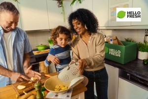 HelloFresh Two Week Meal Kit with Four Meals for Three People picture