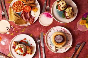 Bottomless Brunch for Two with Martinis at Slug & Lettuce Image 3