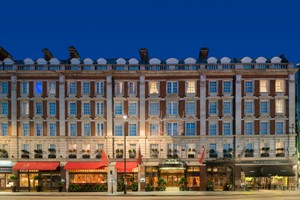 Two Course Pre-Theatre Meal with Glass of Prosecco at The Curry Room at The Rubens at the Palace Image 2