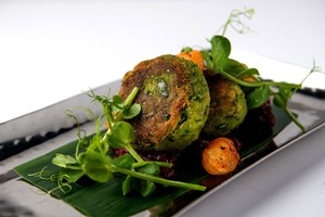 Midweek Three-Course Lunch with Carafe of Wine for Two at Kanishka Image 3