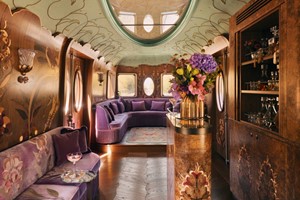Champagne Sunday Lunch aboard British Pullman, A Belmond Train picture