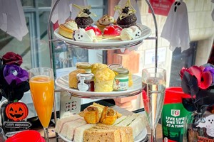 Halloween Afternoon Tea London Tour with PG Tips for Two Adults by Evan Evans Tours picture