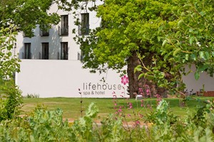 Evening Spa Chillout with Fizz for Two at Lifehouse Spa and Hotel Image 3