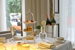 Champagne Afternoon Tea for Two at the Park Room at 5 Star Grosvenor House Image 3