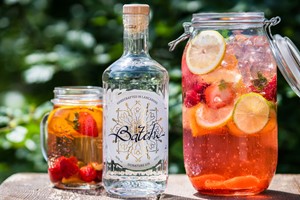 Buy Gin Tasting Cruise with Tapas for Two at Artisan Drinks Buy Gin Tasting Cruise with Tapas for Two at Artisan Drinks