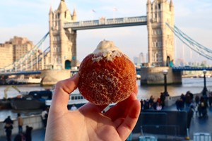 London Bridge Food Tour with Upgraded Drinks Package for Two Image 4