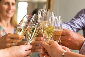 Click to view details and reviews for Champagne And Fizz Tasting Lunch In London For One.