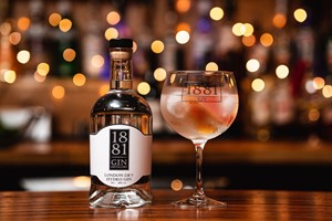 Buy Gin Tour and Distilling Class Creating Your Own Bespoke Gin for One at Peebles Hydro