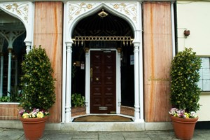 Three Course Indian Dining Experience and a Bottle of Wine for Two at Mumtaz London picture