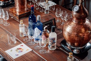 60 Minute Gin and Tonic Tasting for Two at Liquor Studio Image 3