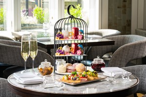 Botanical Afternoon Tea with a Glass of Bubbles for Two at 5 Star London Marriott Hotel Park Lane Image 1