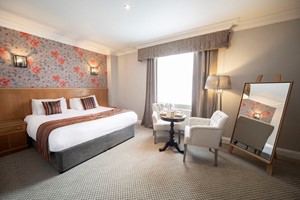 Overnight Spa Break in a Club Room At Whittlebury Park with Treatment, Lunch and Dinner for Two picture