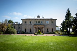 One Night Spa Retreat with Breakfast and Wine at Linden Hall for Two Image 3