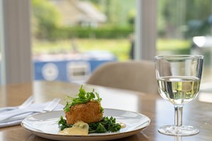 Overnight Stay with Dinner at The Skipton Hotel picture