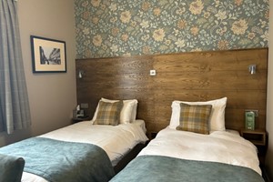 Overnight Summer Stay for Two with Breakfast at Abbey Inn picture
