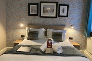 Overnight Summer Stay for Two at the Station Inn picture