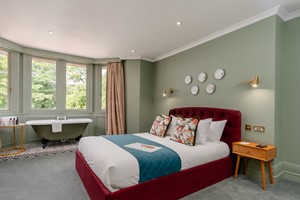 Overnight Stay for Two with Gin Making and Prosecco at Springbank Manor and Distillery picture