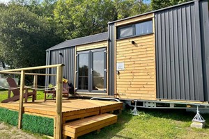 Dandylion House Two Night Weekday Cabin Stay for Three with Tiny Away picture