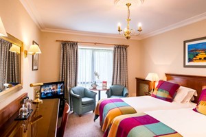 One Night Stay with Breakfast for Two at The Parkway Hotel picture