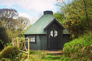 Two Night Break in a Hobbit Hut for Two at Acorn Camping Image 2