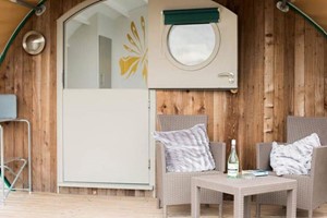 Two Night Glamping Break at Old Oaks Touring and Glamping Park Image 3